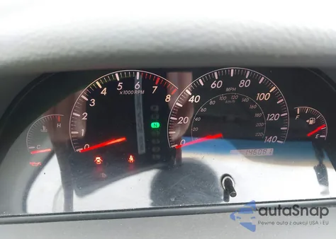 2005 Toyota Camry Le z USA, uszkodzony, nr VIN 4T1BE30K05U528324